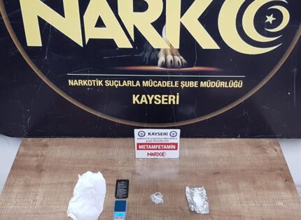 İKİ FARKLI UYUŞTURUCU OPERASYONUNDA 6 ŞÜPHELİ YAKALANDI
