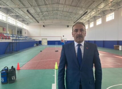 TOMARZA’DA YENİLENEN SPOR SALONU AÇILDI