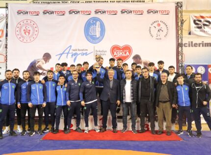 GÜREŞ ŞAMPİYONASI’NDA ŞEKERSPOR TÜRKİYE 2’CİSİ