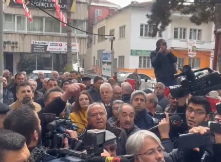 CHP KAYSERİ İL BAŞKANLIĞINDA GERGİN ANLAR