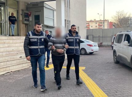 Hakkında 14 yıl hapis cezası bulunan uyuşturucu taciri yakalandı