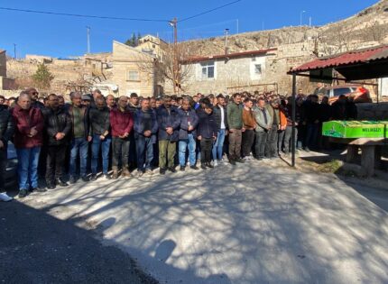 Feci kazada yaşamını yitiren lise öğrencisi toprağa verildi